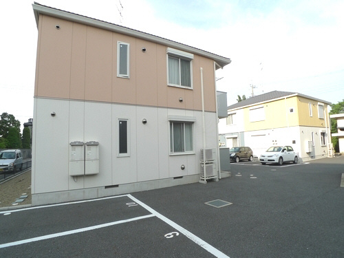 クレールプレジオＡの駐車場