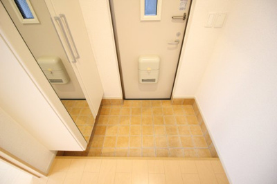 【玄関】 | プランドール高安