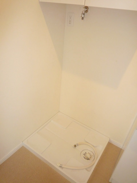 ハイツ・レイの設備|室内洗濯機置き場