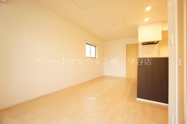 HJ レジデンスⅠの居間・リビング
