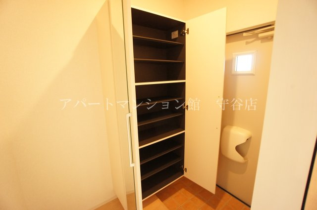 HJ レジデンスⅠの玄関