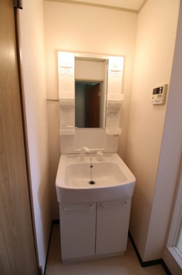 【洗面所】 | ゼフィール板宿