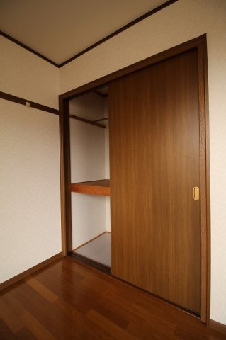 コスモハイツⅡの収納|こまごまとしたものを収納できそうですね
