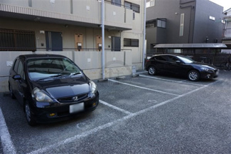 【駐車場】