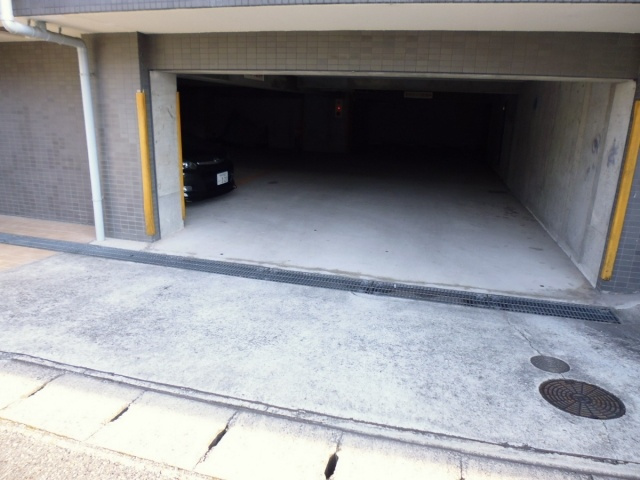 ピースヒル池上の駐車場