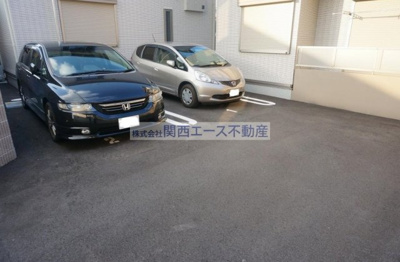 【駐車場】 | サンルイス高井田