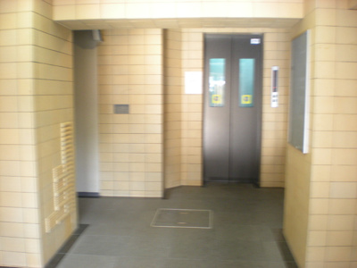 【ロビー】 | カサエルドラード弐番館