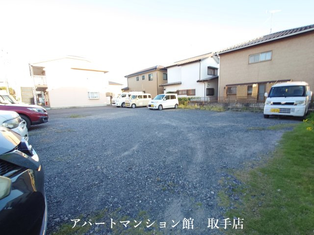 コーポウィスタリアAの駐車場