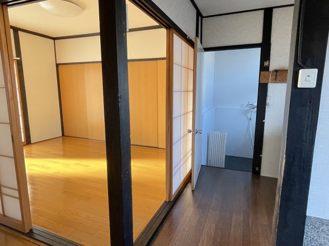 西南角の玄関|シンプルで使いやすい玄関です