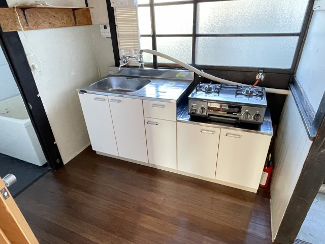 西南角のキッチン|お料理しやすいキッチンです