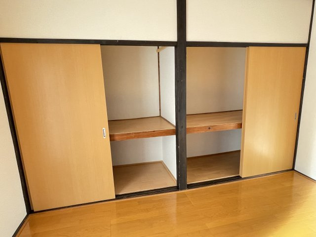 西南角の収納