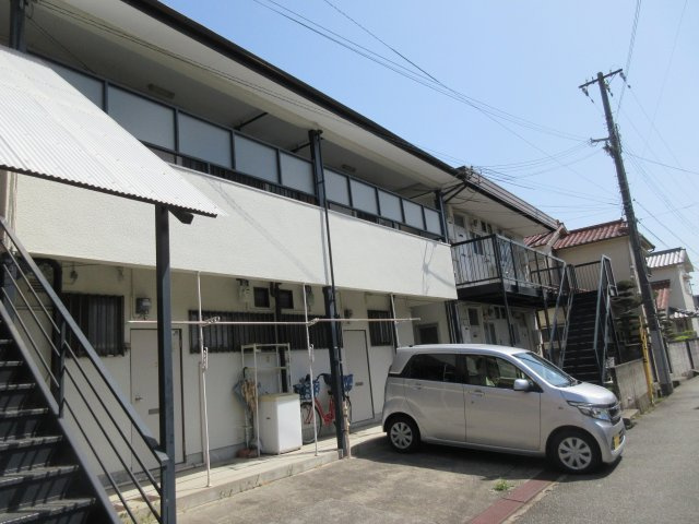 サンハイツの外観