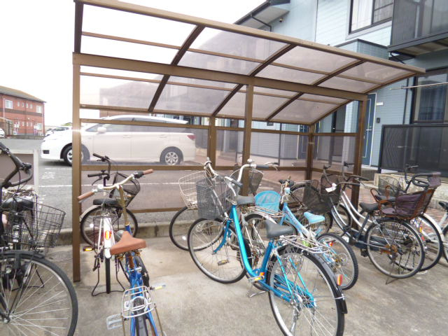 倉敷市中庄のアパートのその他共用部分|自転車置き場