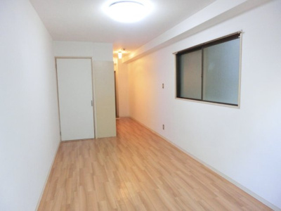 【洋室】 | ベルメゾン井上