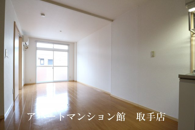 コーポウィスタリアＢの居間・リビング
