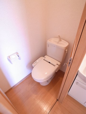 【トイレ】 | ニューウィンド | ウォシュレットは今や必須？
