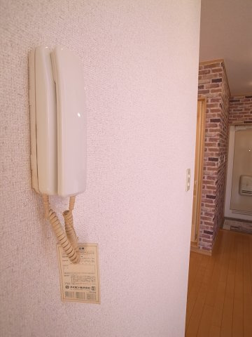 【セキュリティ】 | ニューウィンド | インターフォンが付いて知らない方でも安心ですね。