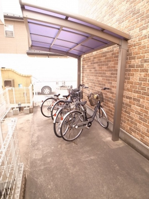 【その他共用部分】 | ニューウィンド | 自転車置き場も敷地内！