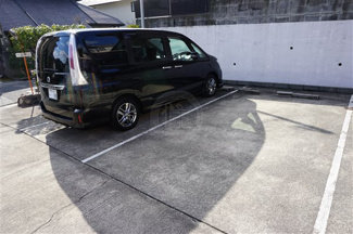 【駐車場】