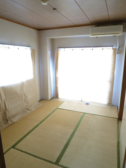ハイツ久米川の和室