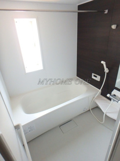 【浴室】 | フライハイト | 追焚きバス、バス乾燥