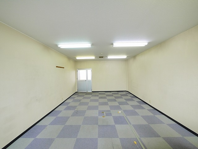 大和第3ビルの内装