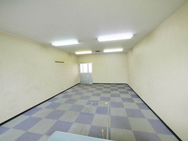 大和第3ビルの内装