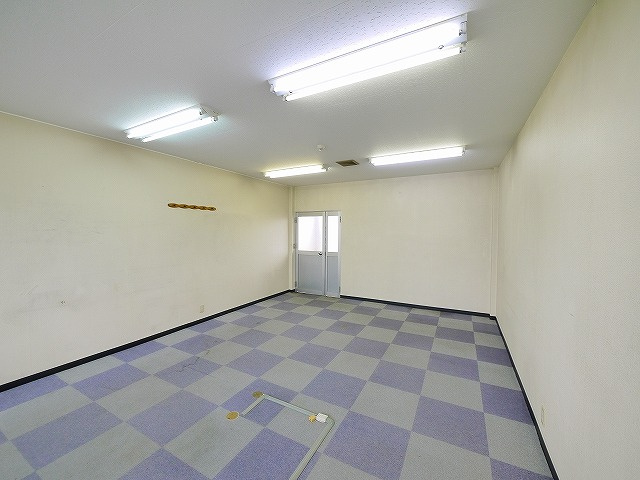 大和第3ビルの内装