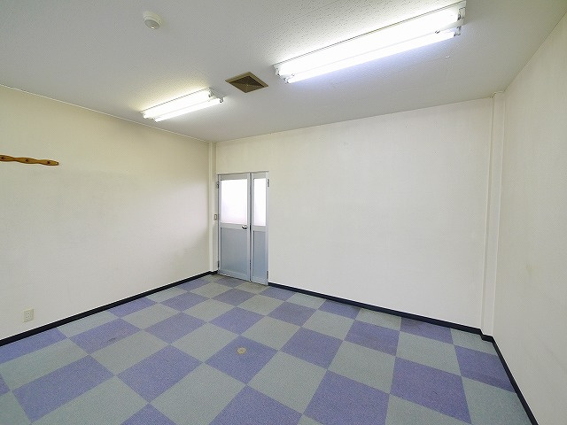 大和第3ビルの内装