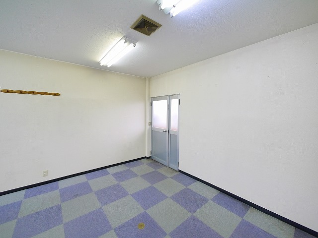 大和第3ビルの内装