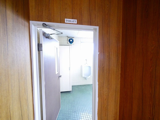 大和第3ビルの内装