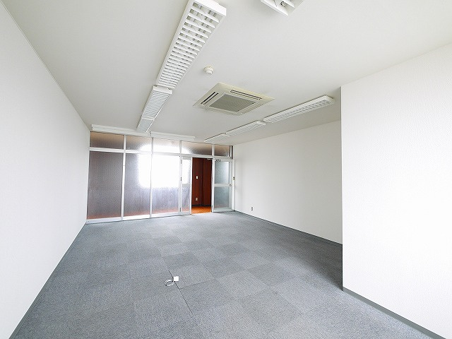 大和本社ビル別館の内装