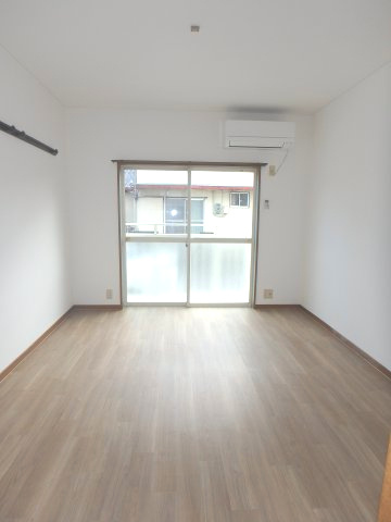 ブルーリバーの居間・リビング