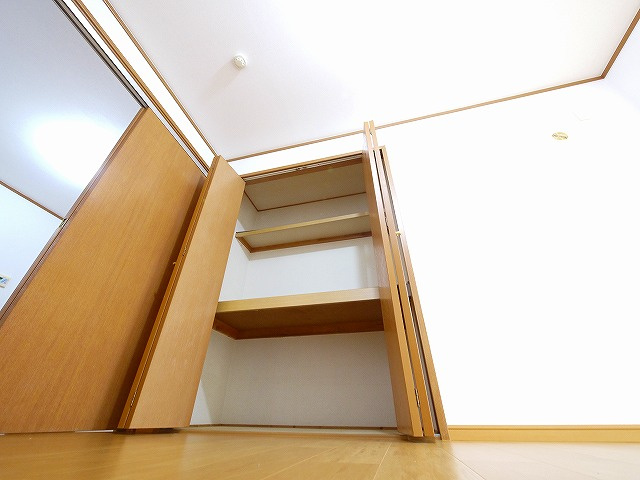 サン・イックスの収納|こまごまとしたものを収納できそうですね