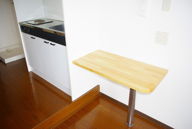 スタジオMの設備|ちょっとした棚も便利ですね