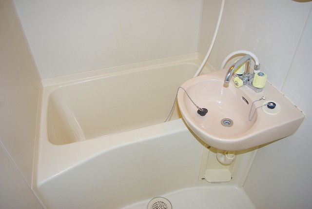 スタジオMの浴室|きれいなお風呂です