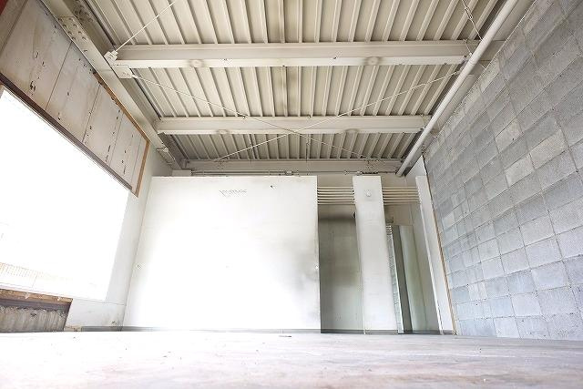 奥田ビルの内装