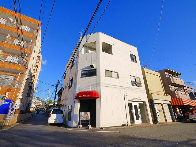 奥田ビルの外観|きれいな外観です