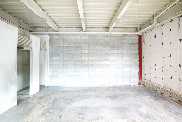 奥田ビルの内装