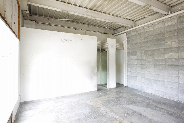 奥田ビルの内装