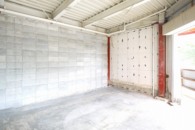 奥田ビルの内装