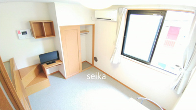 【居間・リビング】 | フラワーガーデン町屋 | 1階はフローリング、2階以上はカーペットタイプとなります。