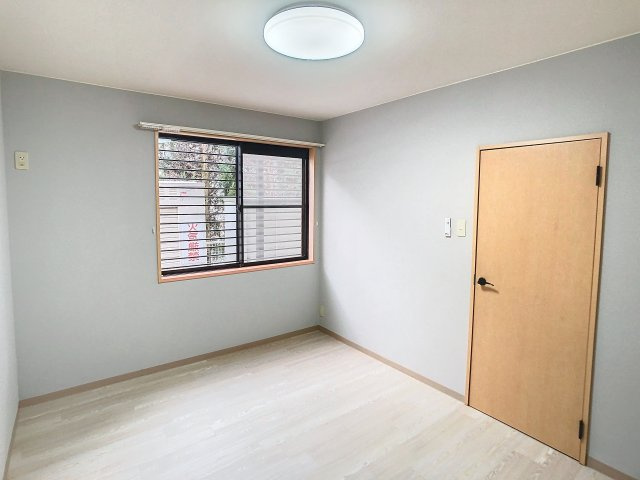 センティアムタナカの洋室