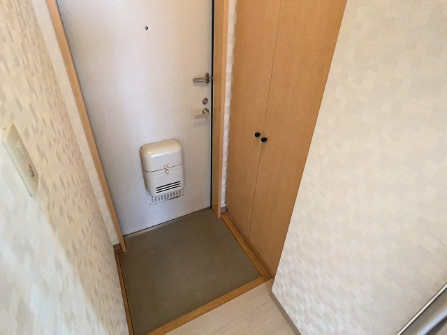 センティアムタナカの玄関