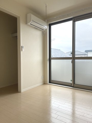 【洋室】 | ベニールシャルマン