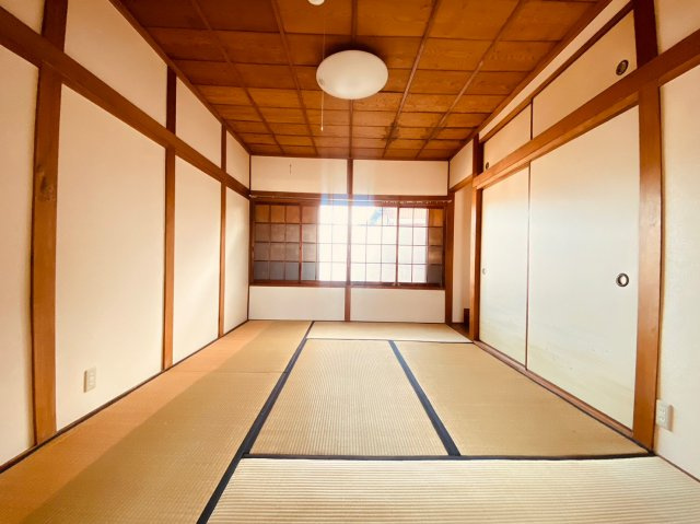 山手３丁目貸家の和室