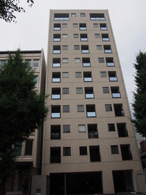 ロールベール博多駅前