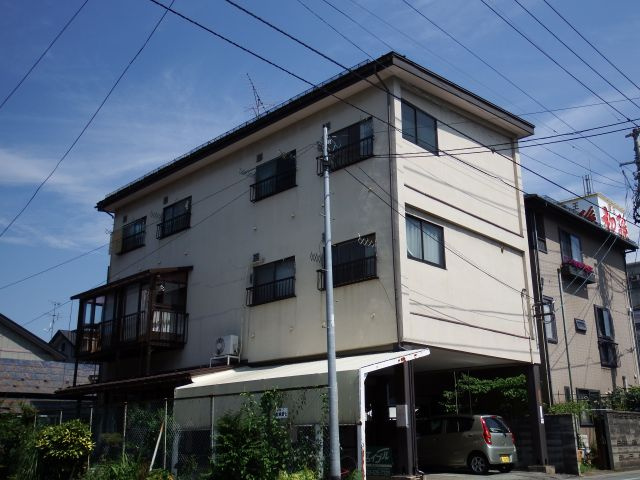 水井アパートの外観