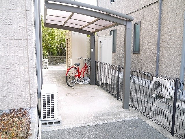 モン・ヴェールＤのその他共用部分|自転車置き場