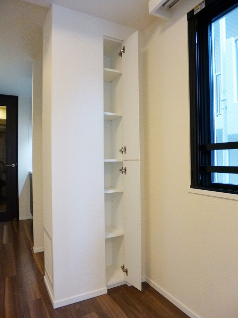 パークフラッツ浅草橋の設備|ダイニング収納